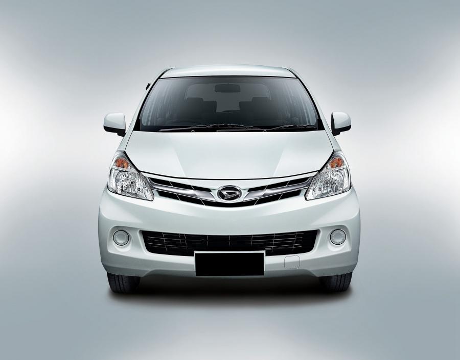  Daihatsu Xenia 2011 года  (фото 5 из 7)